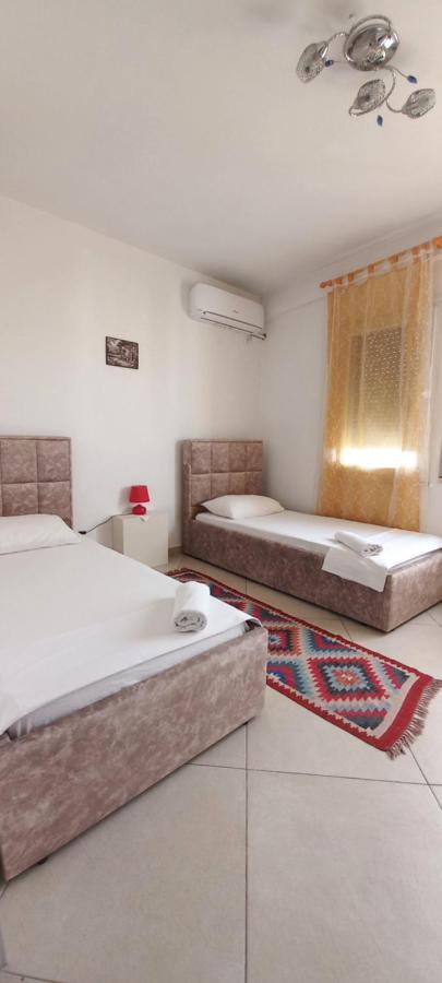Guesthouse Bela Tirana Exterior photo